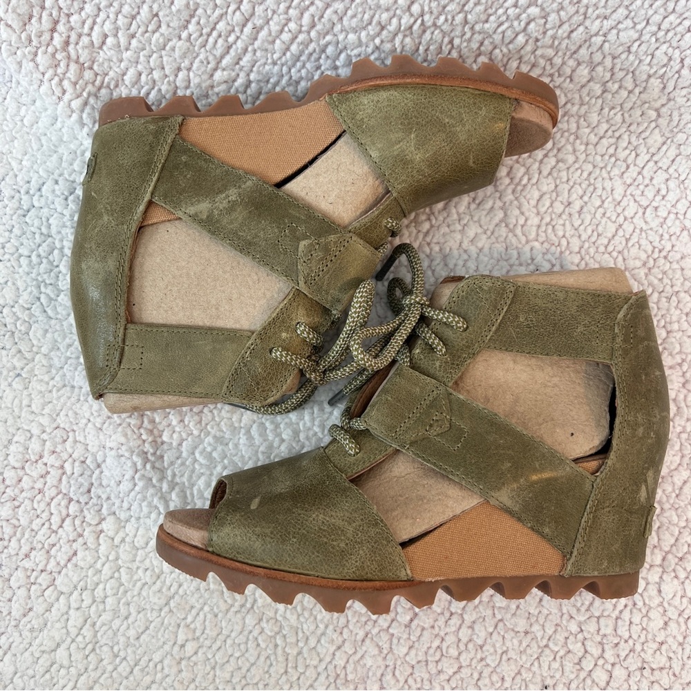 Sorel Joanie Lace Wedge Sandal Olive Green Open Toe US 9 Lace-Up
